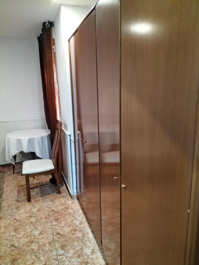 Habitacion Tranquila Y Familiar 马德里 外观 照片